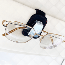 Carregar imagem no visualizador da galeria, Clipe Suporte Para Óculos de Sol Universal para Carro